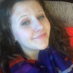 Meet your Posher, Michaela